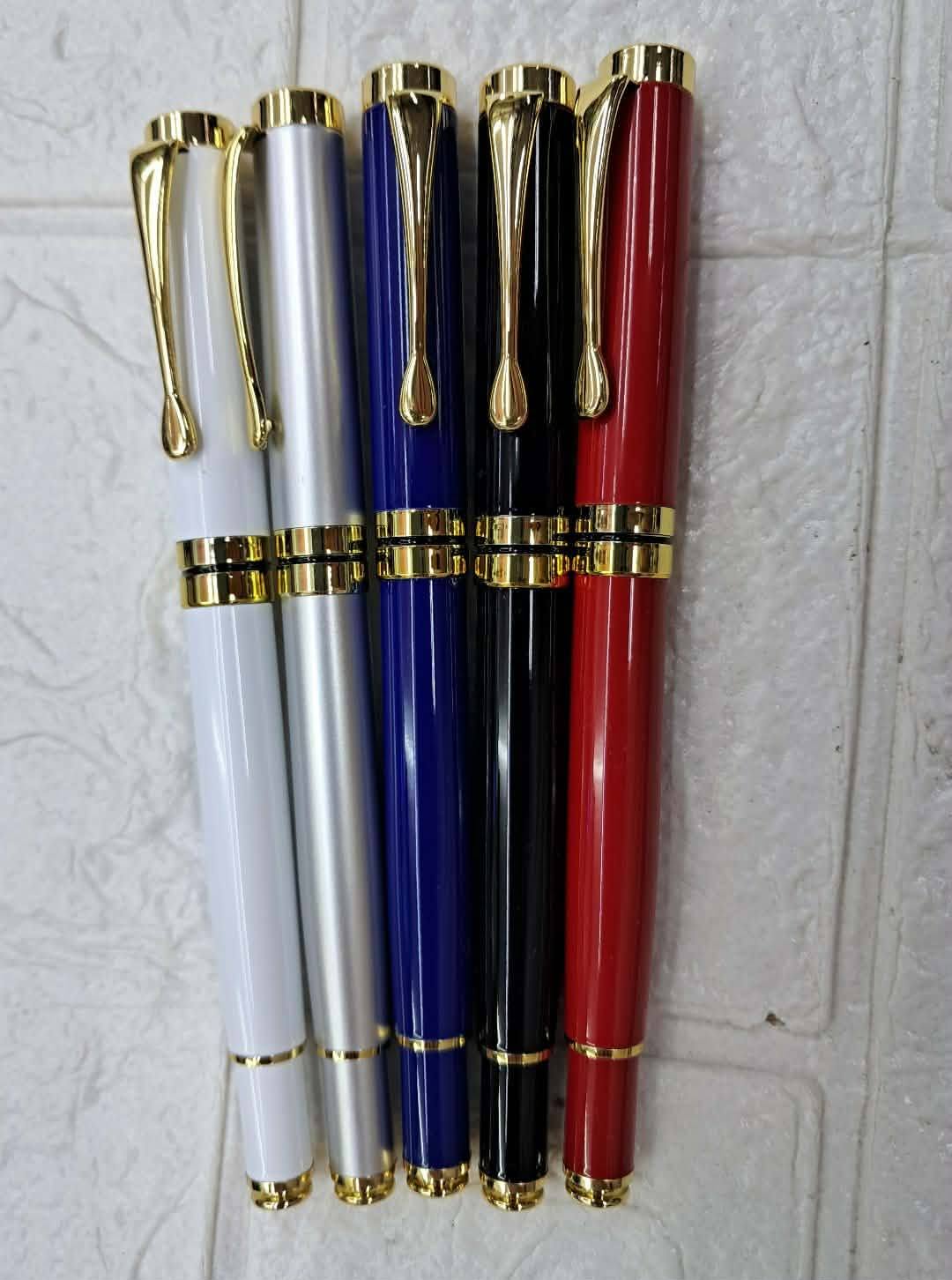 Metal Pen with Gold